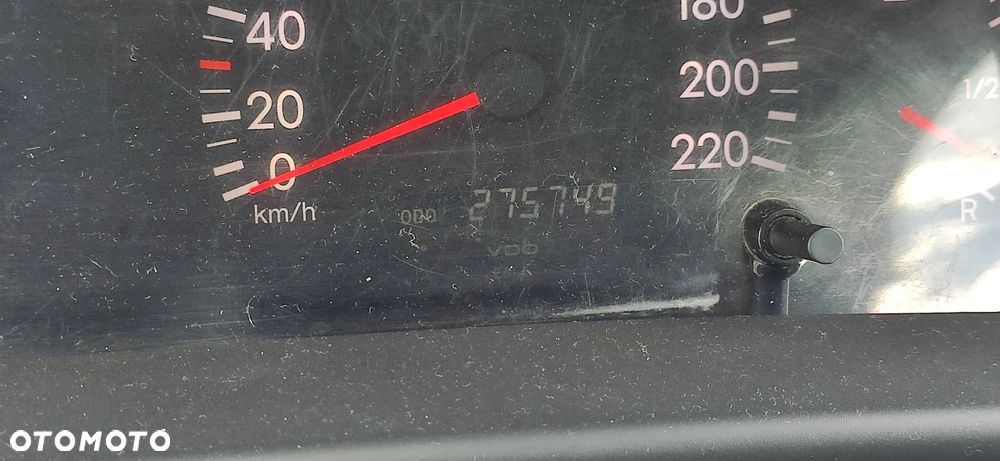 Toyota Corolla - 13