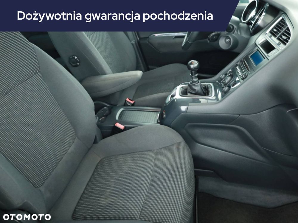 Peugeot 5008 - 9