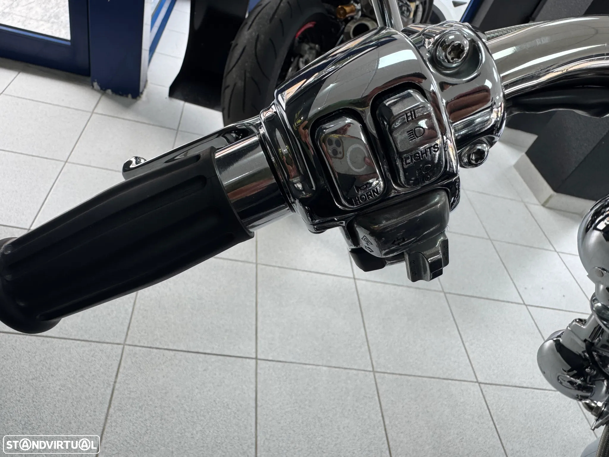 Harley-Davidson Road KING CLASSIC - 12