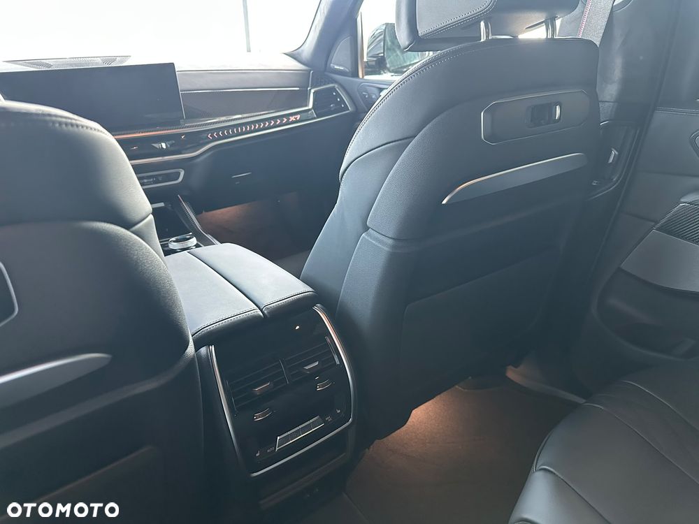 BMW X7 xDrive40d mHEV sport - 26