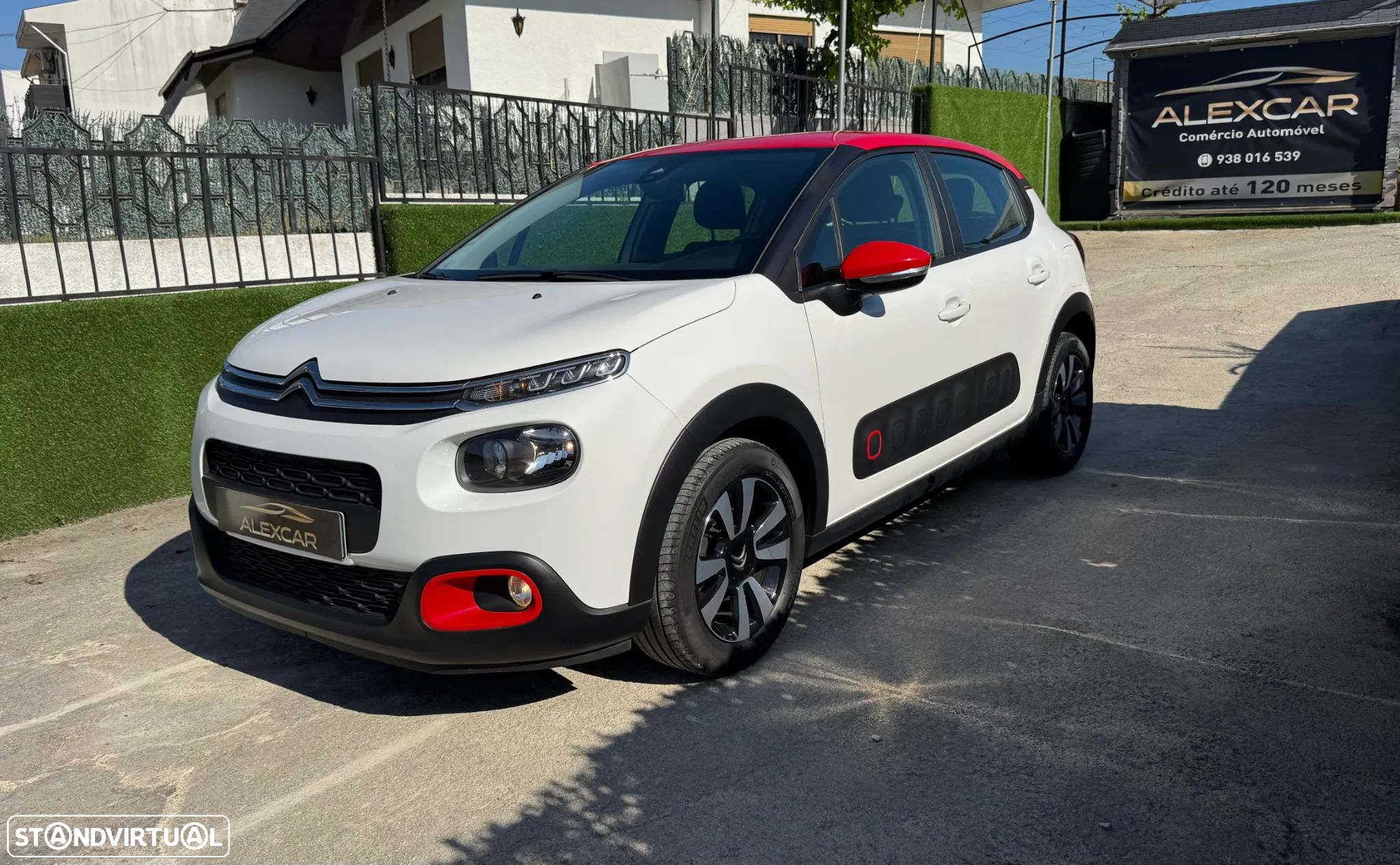Citroën C3 1.2 PureTech Feel - 1
