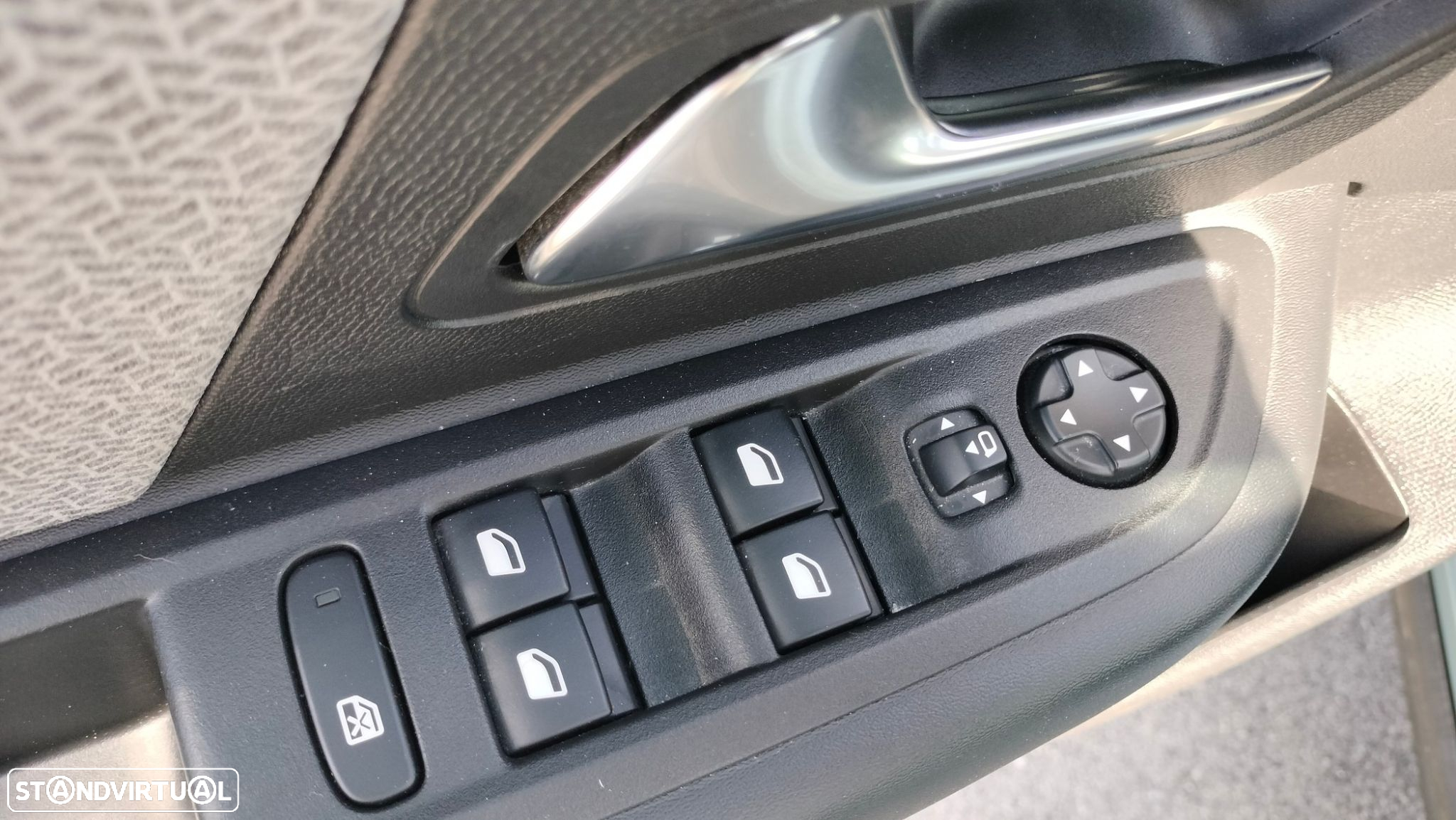 Citroën C4 PureTech 130 Stop&Start EAT8 FEEL PACK - 34