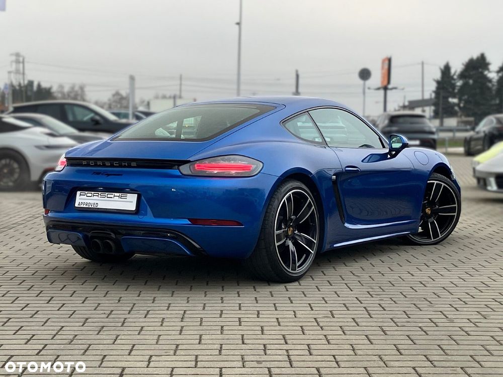 Porsche 718 Cayman - 13
