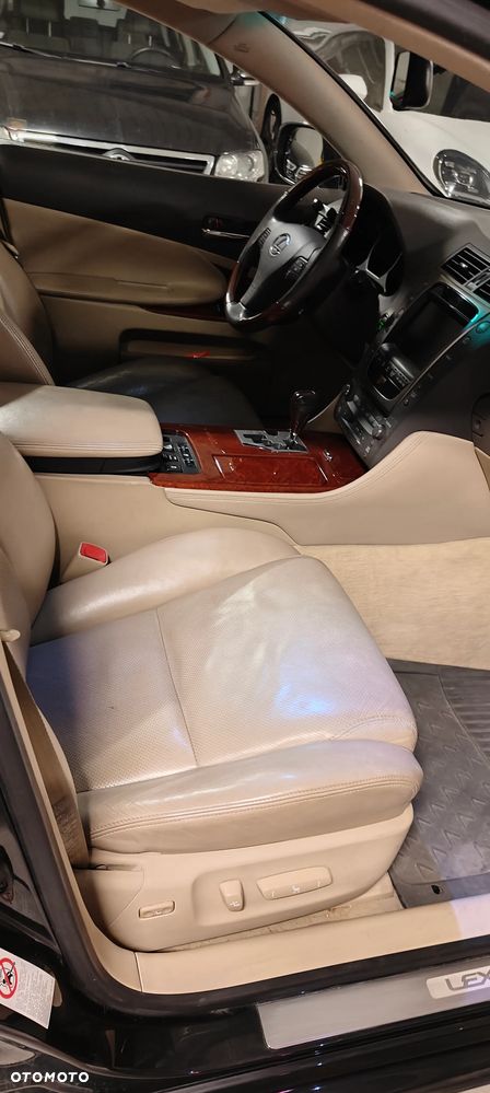 Lexus GS - 12