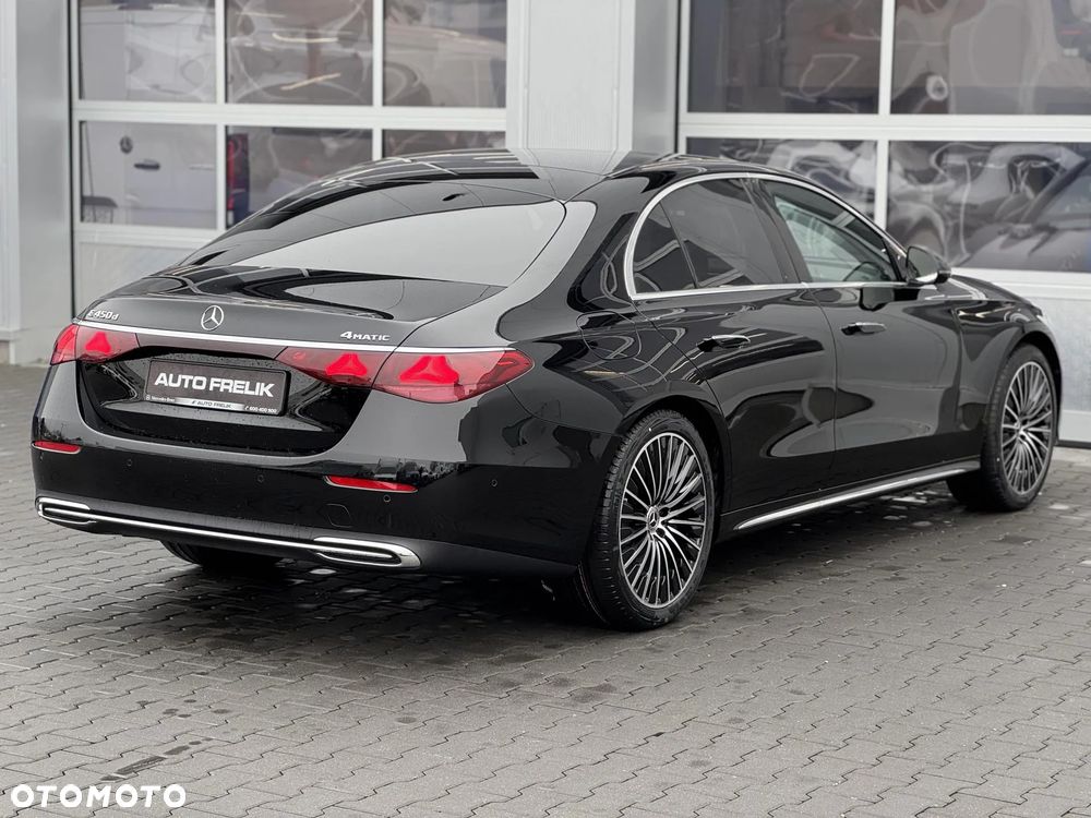 Mercedes-Benz Klasa E - 9