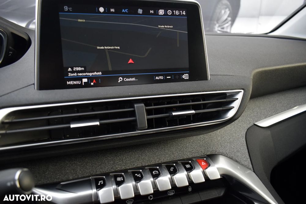 Peugeot 3008 PureTech 130 Stop & Start GPF EAT8 Allure - 18