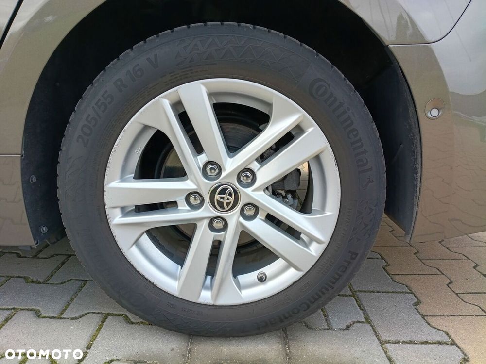Toyota Corolla 1.8 Hybrid Comfort - 18