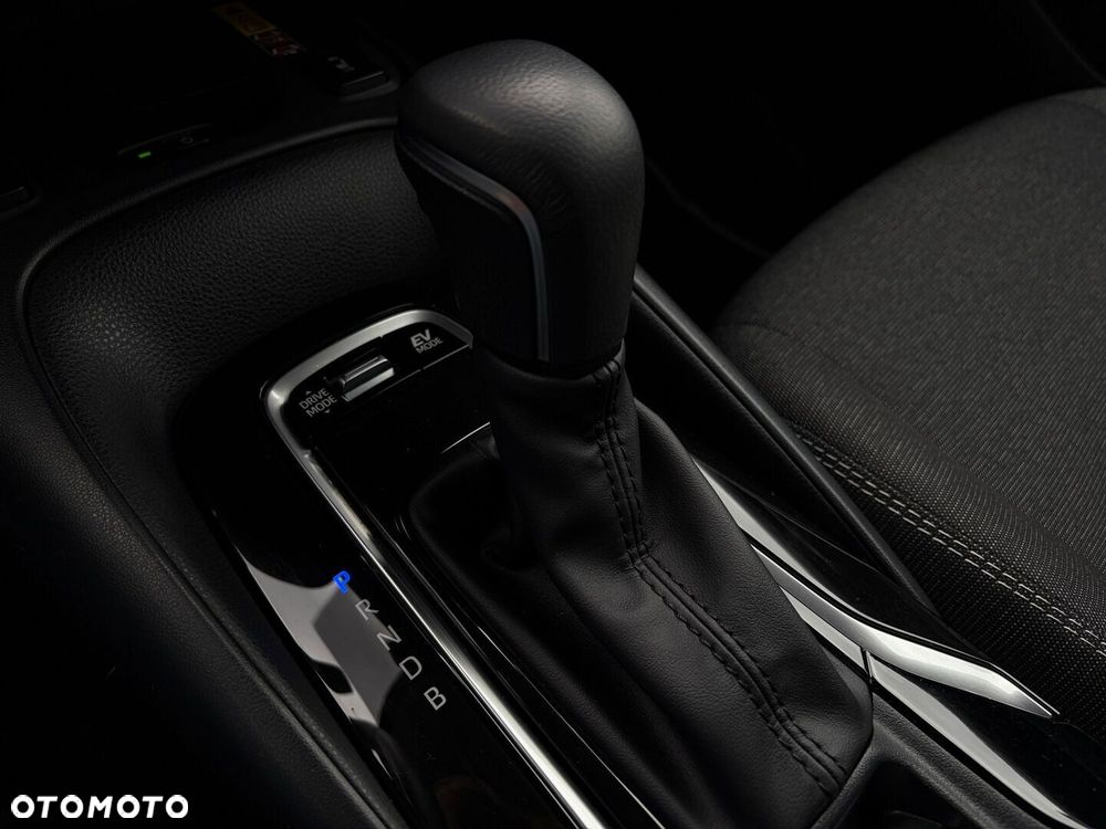 Toyota Corolla 1.8 Hybrid Comfort - 26
