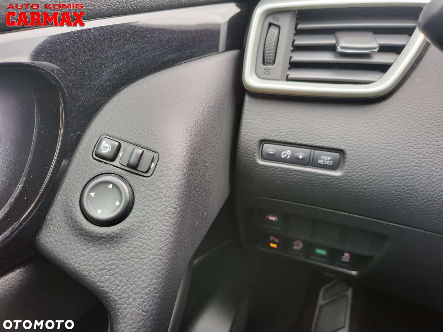 Nissan Qashqai - 22