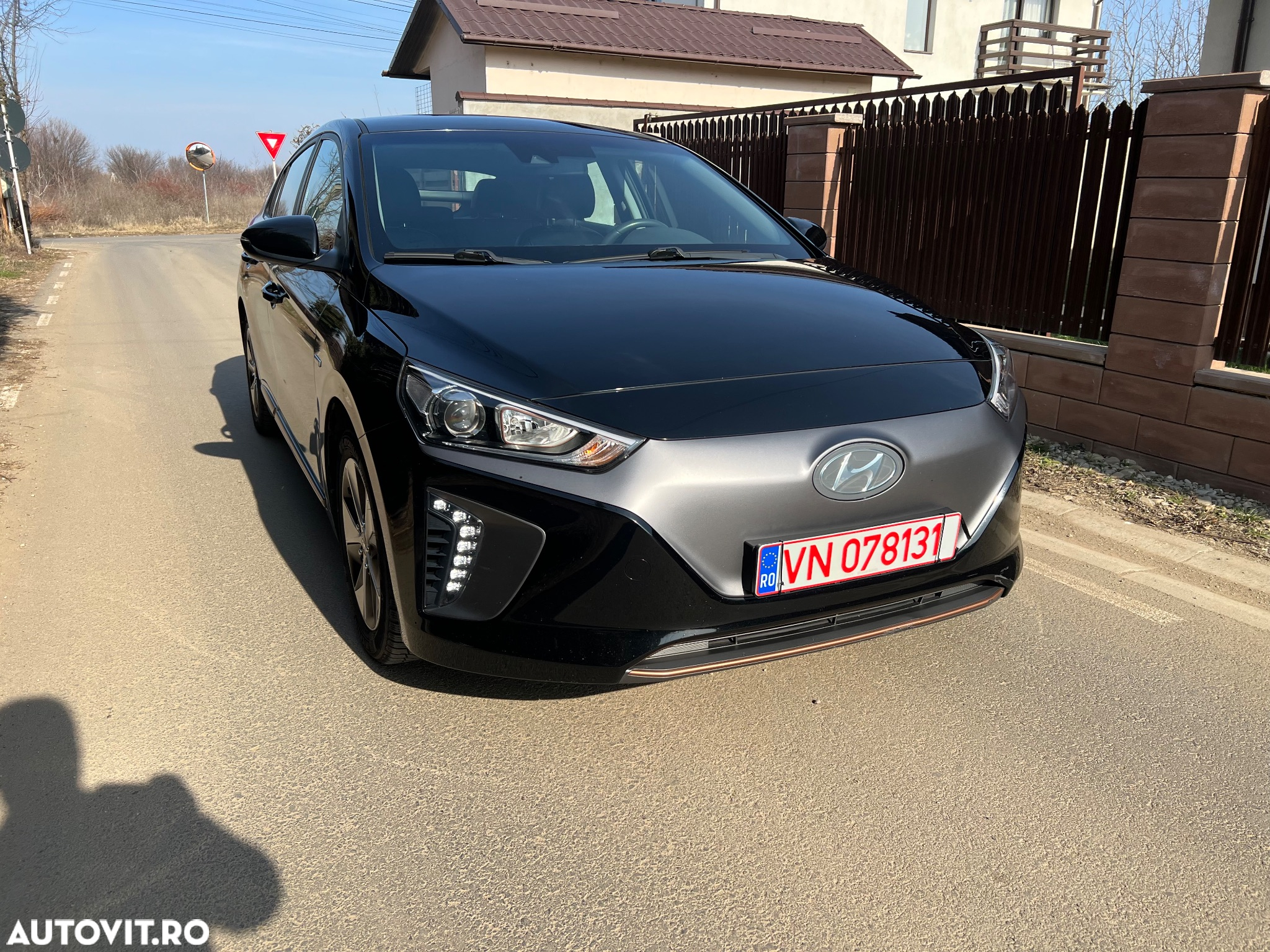 Hyundai IONIQ Elektro Premium - 2