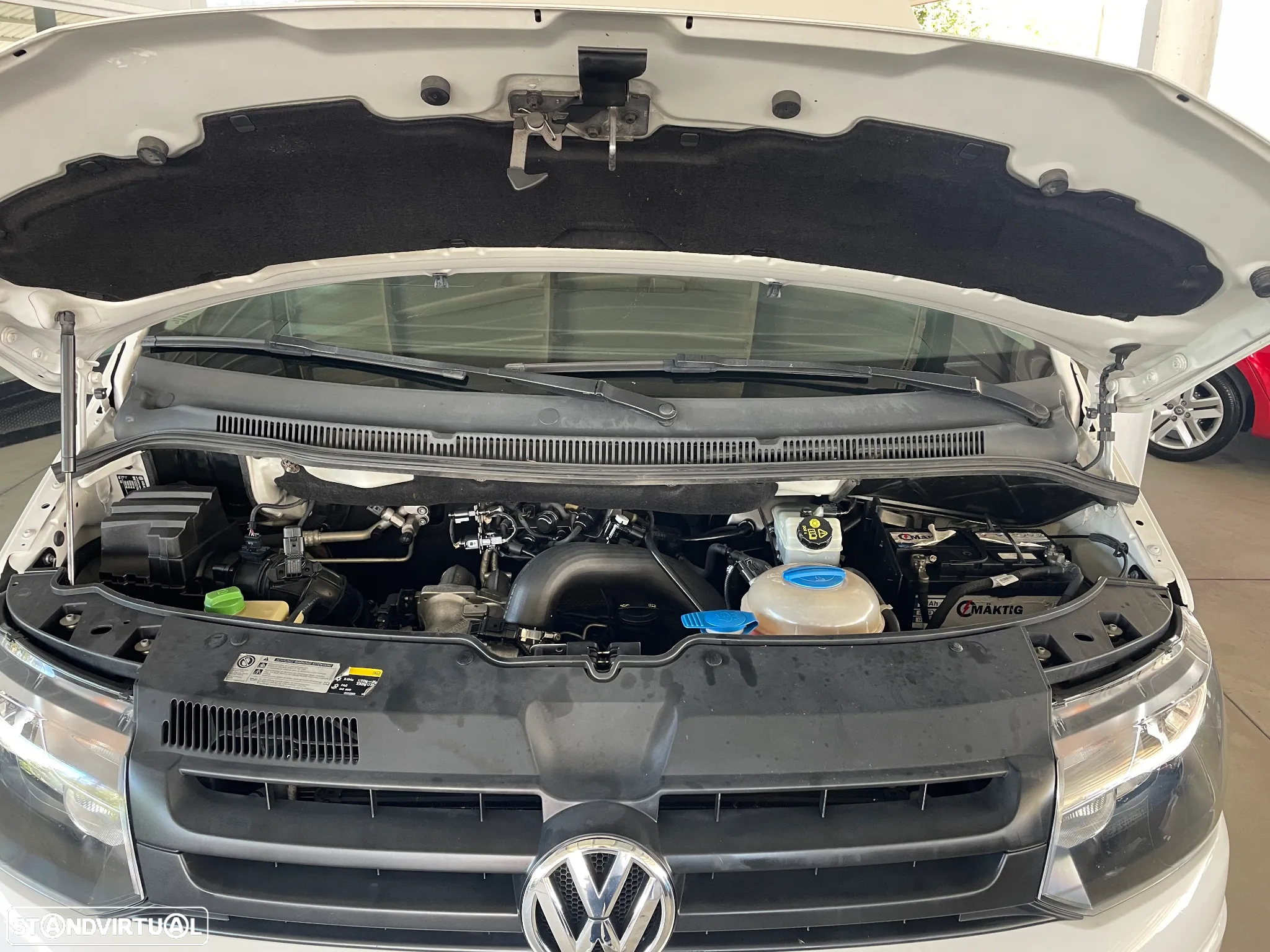 VW T5 4Motion Camper - 39