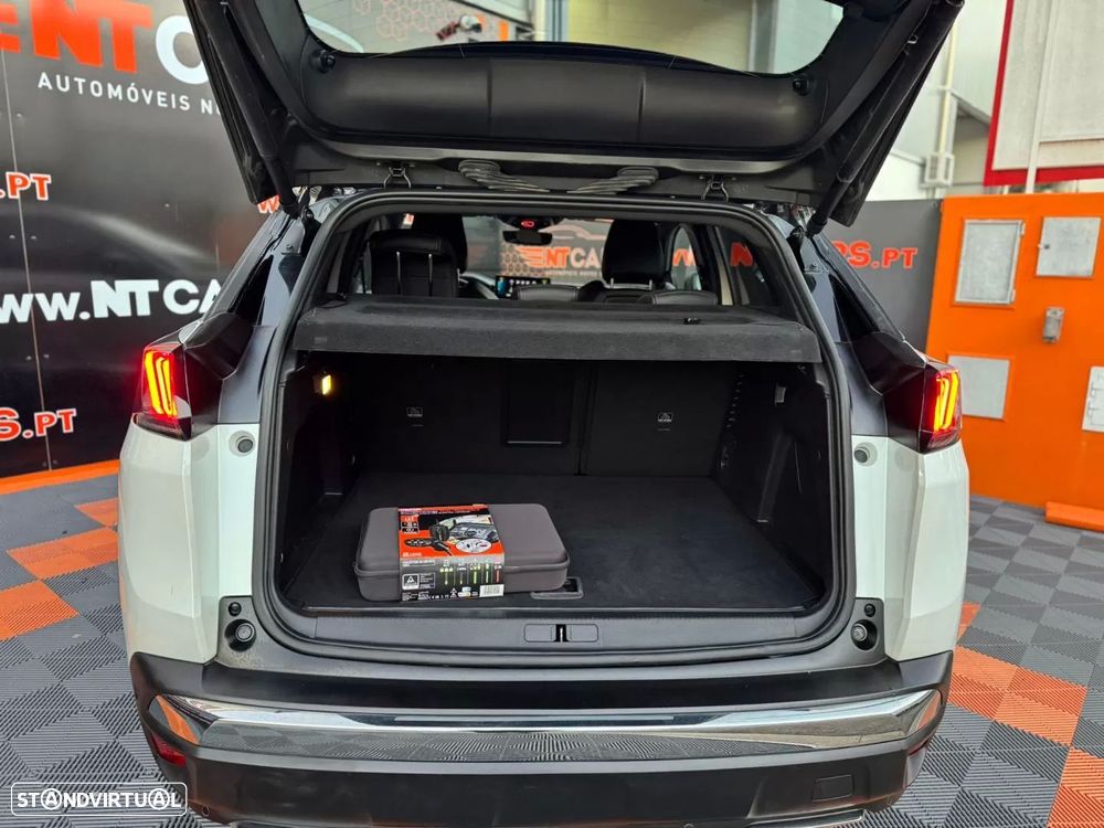 Peugeot 3008 1.6 Hybrid Allure Pack e-EAT8 - 28