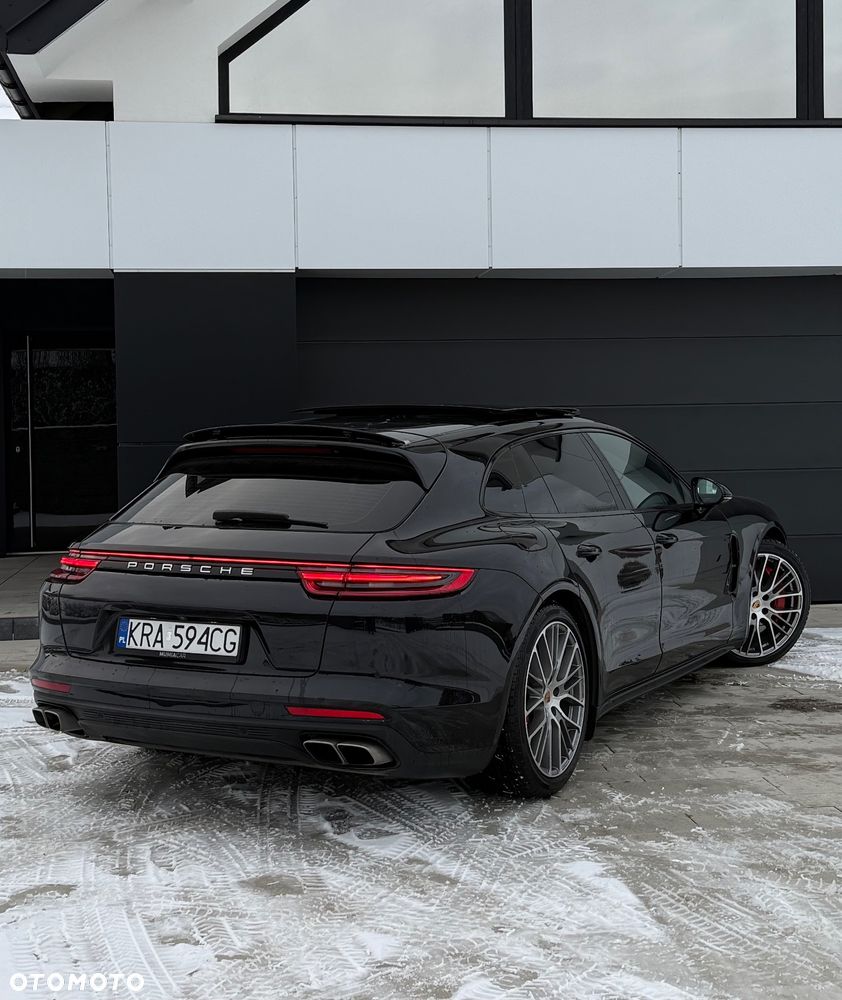 Porsche Panamera Turbo - 23