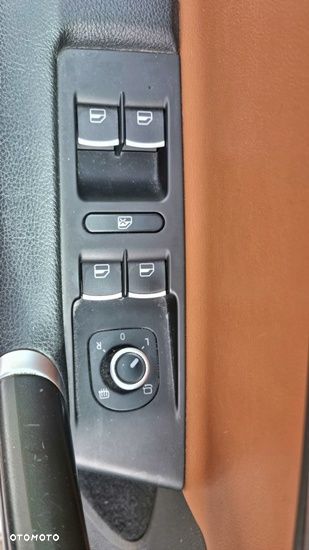 Volkswagen Passat - 15