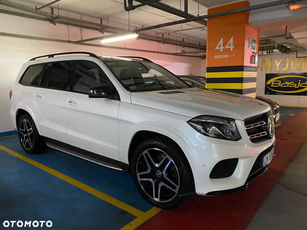 Mercedes-Benz GLS 350 d 4-Matic - 8