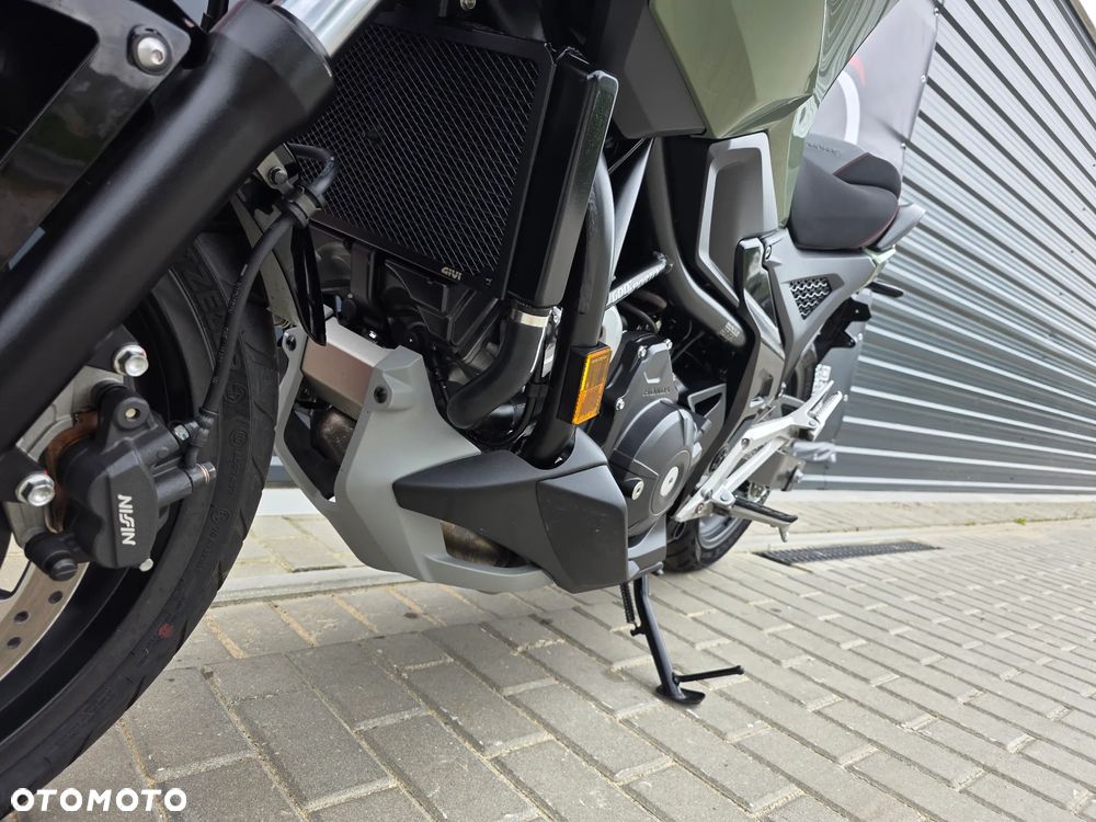 Honda NC - 27