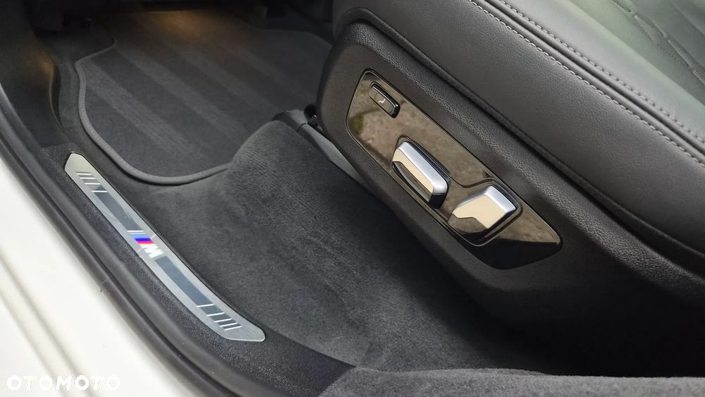 BMW X7 xDrive40d mHEV sport - 23