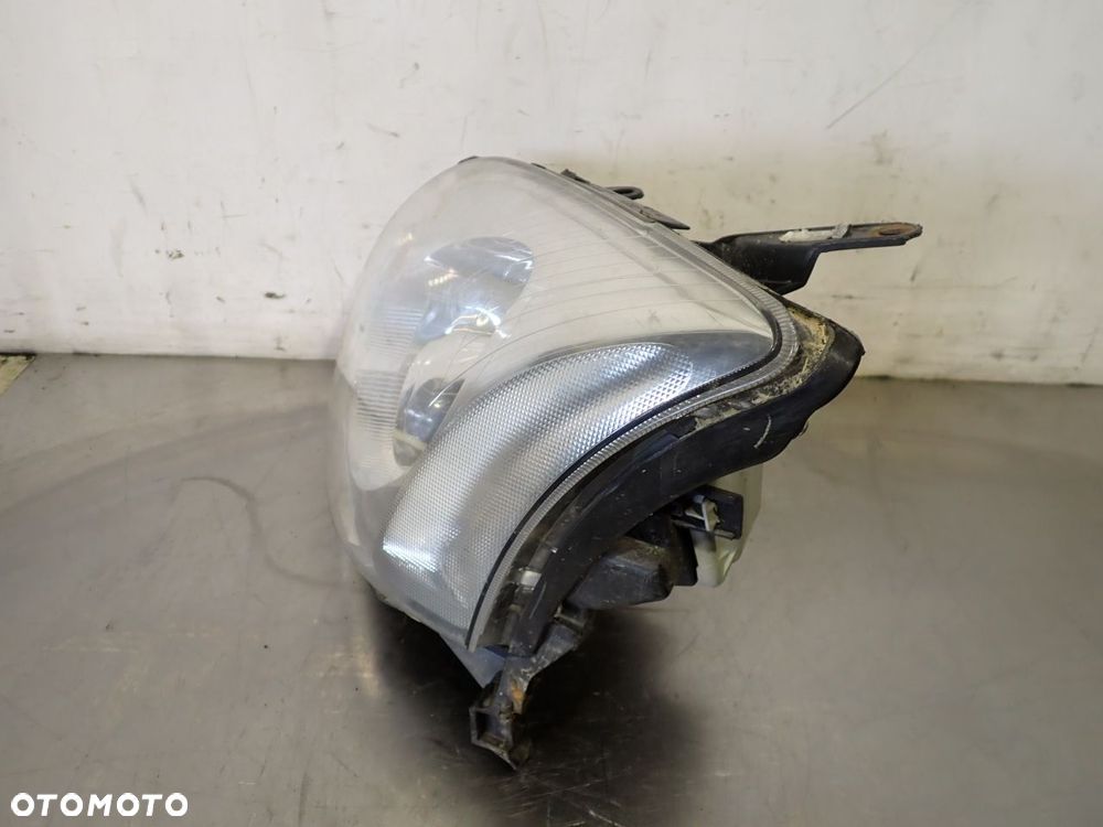 LAMPA LEWA PRZEDNIA SOCZEWKA TOYOTA AVENSIS T25 - 3