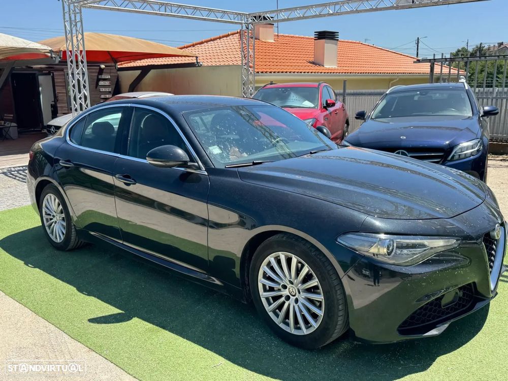 Alfa Romeo Giulia 2.2 Super - 6