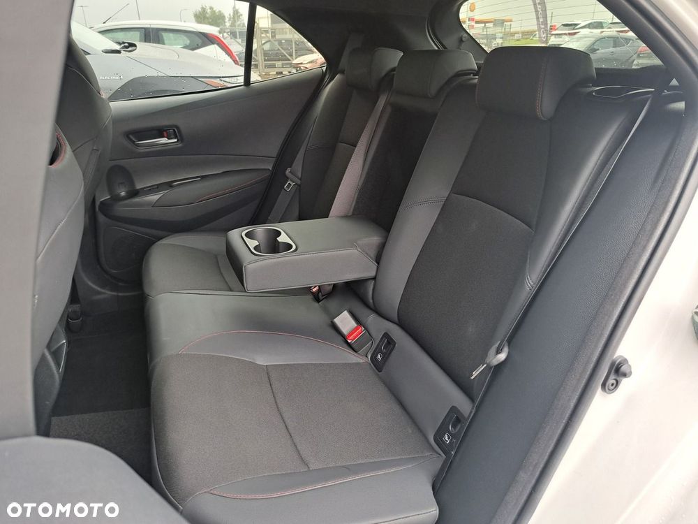 Toyota Corolla - 18