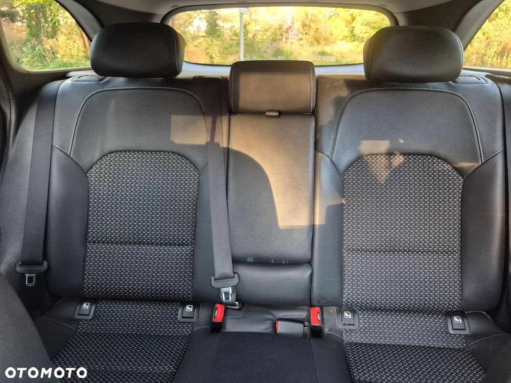 Kia Ceed 1.4 T-GDI L Business Line - 13