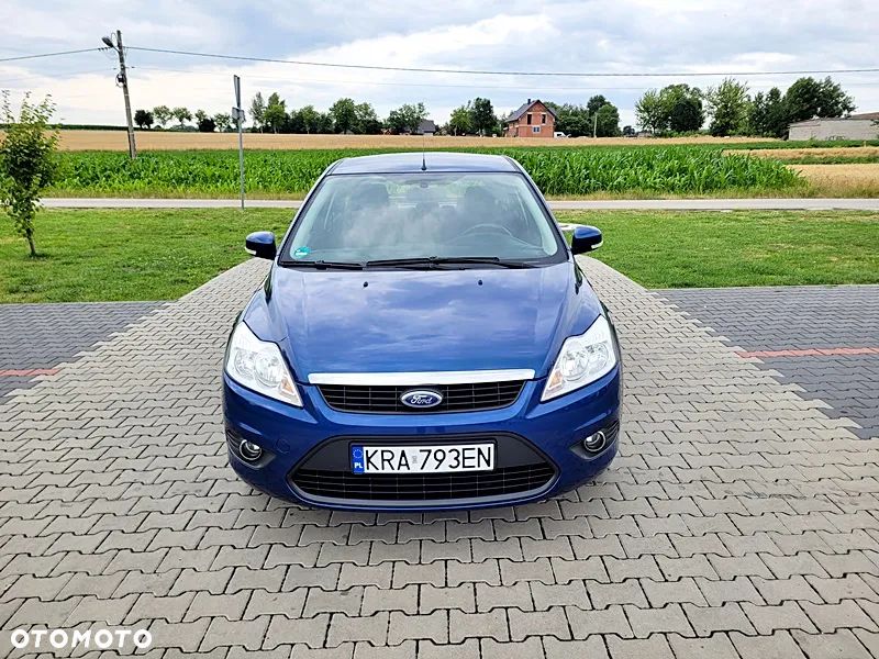 Ford Focus 1.6 16V Ambiente - 1