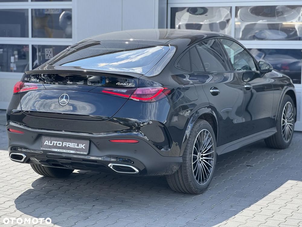 Mercedes-Benz GLC GLC-Coupe 300 d 4Matic 9G-TRONIC AMG Line Advanced - 9