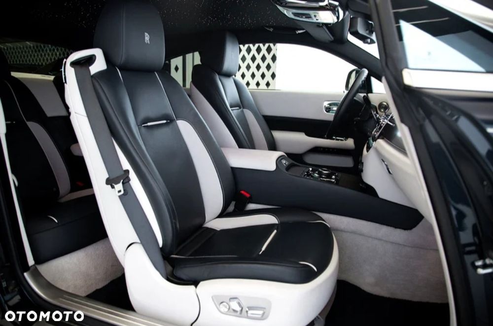 Rolls-Royce Wraith Black Badge - 32