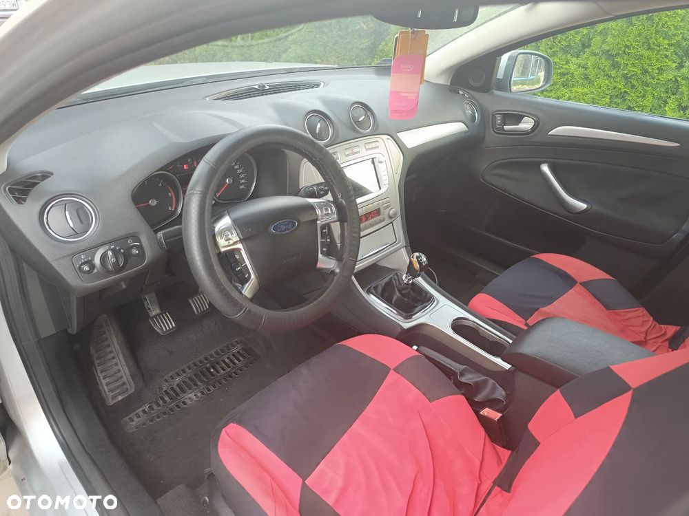 Ford Mondeo 1.8 TDCi Gold X - 8