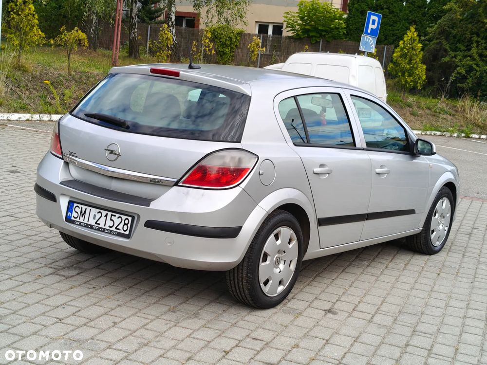 Opel Astra 1.6 Edition Plus - 11