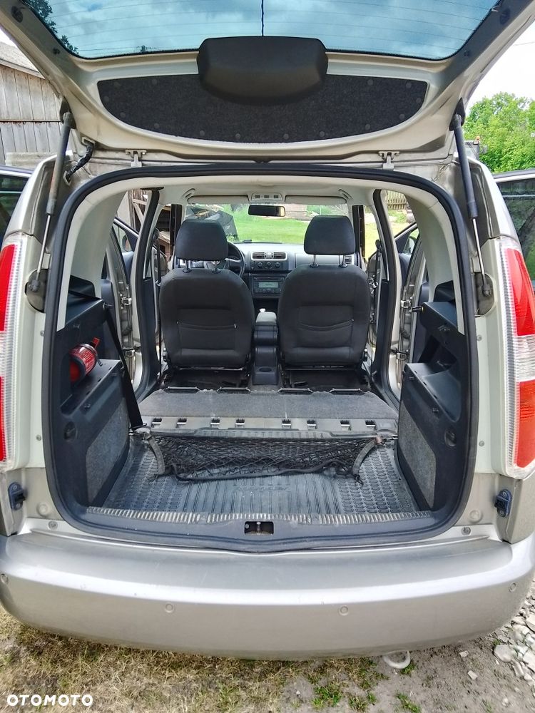 Skoda Roomster - 3