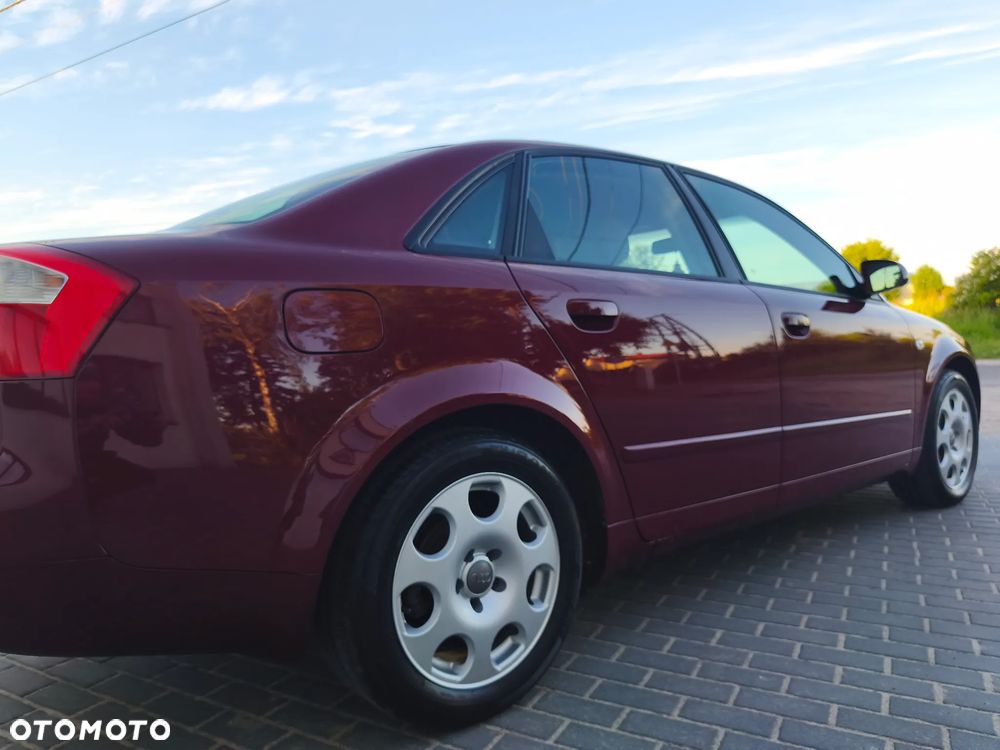 Audi A4 Limousine - 37