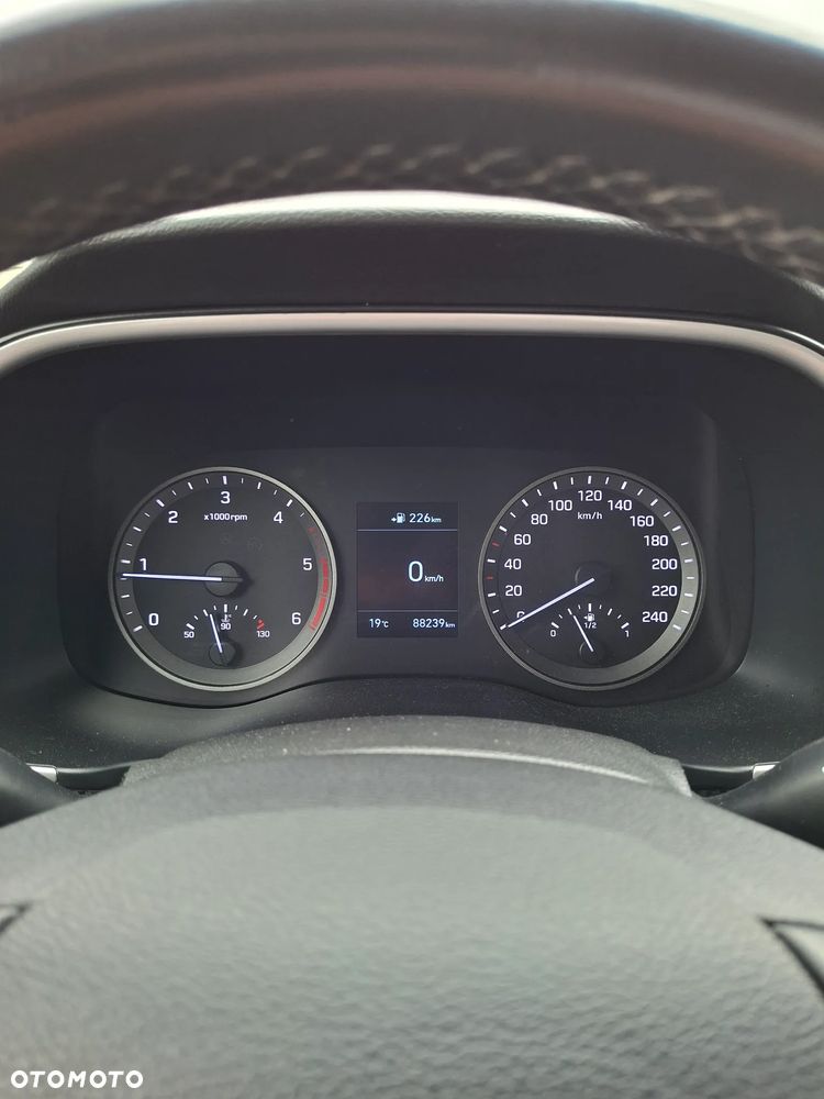 Hyundai Tucson 1.6 CRDi 2WD Select - 21