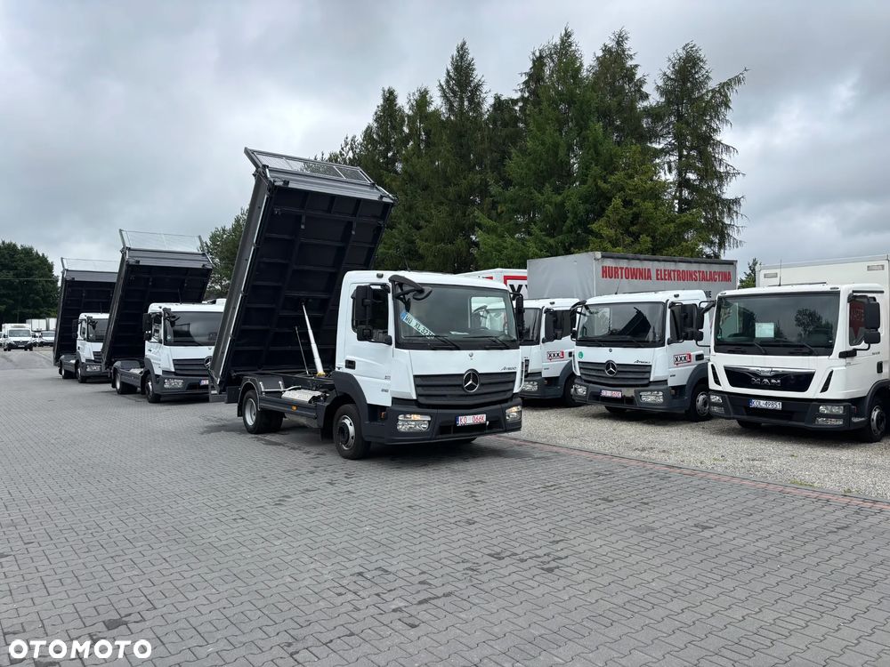 Mercedes-Benz 818 821 921 1018 1221 1218 1224 1523 1527 - 1