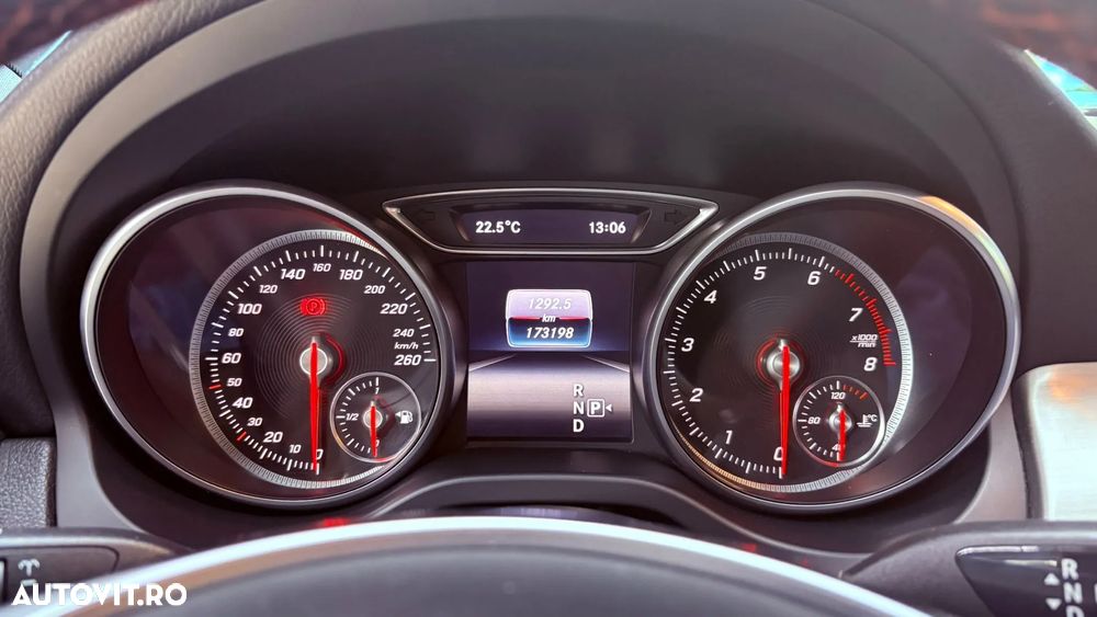 Mercedes-Benz CLA - 8