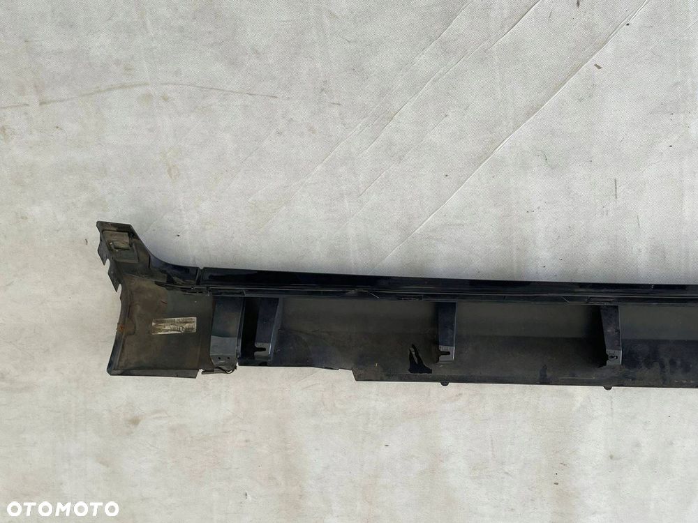 PRÓG PRAWY NAKŁADKA LISTWA PROGOWA Volvo XC60 II - 6