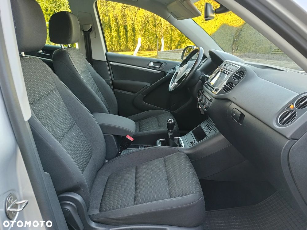 Volkswagen Tiguan 2.0 TDI SCR 4Motion (BlueMotion Tech) Comfortline - 11