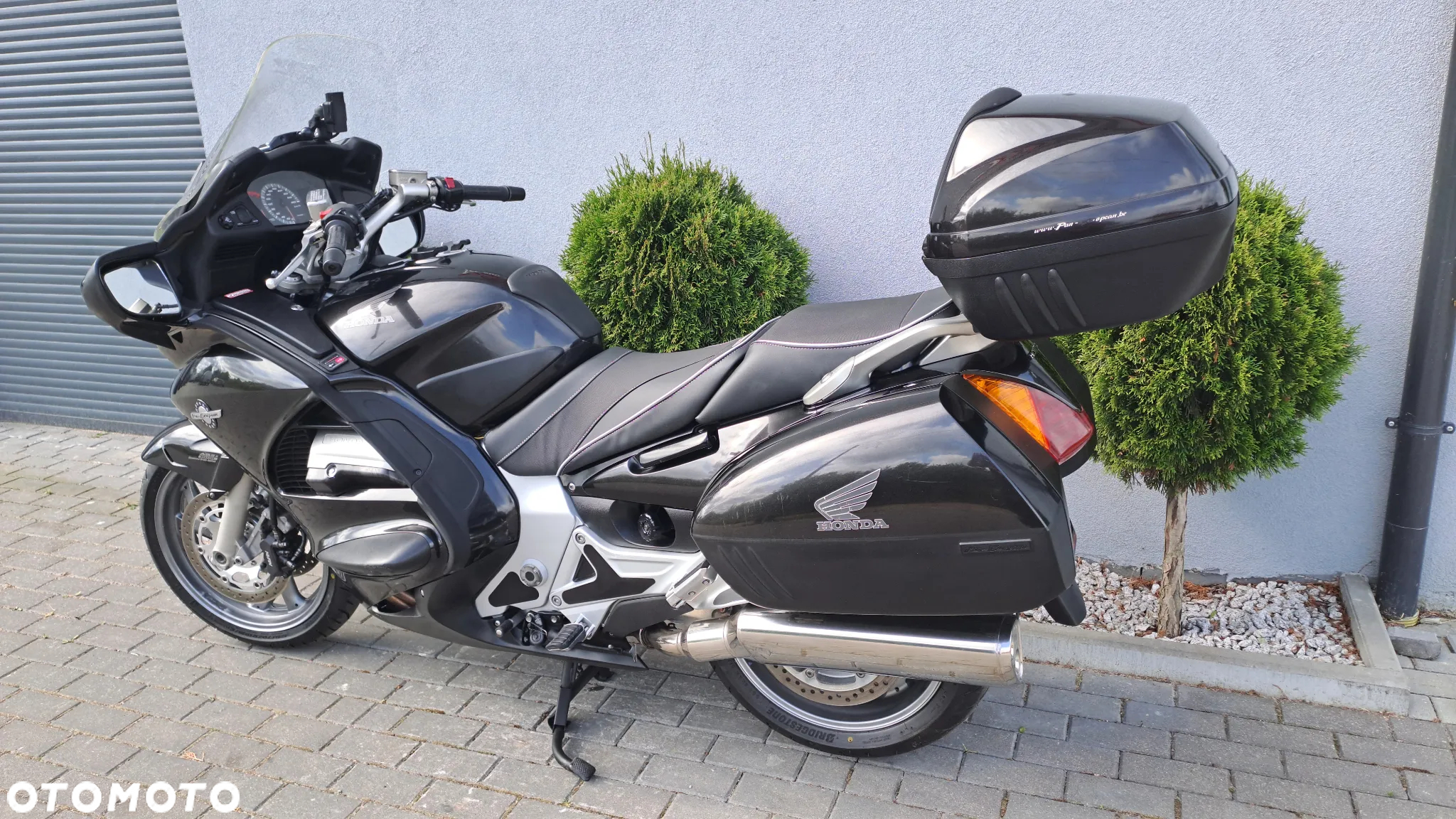 Honda ST - 5