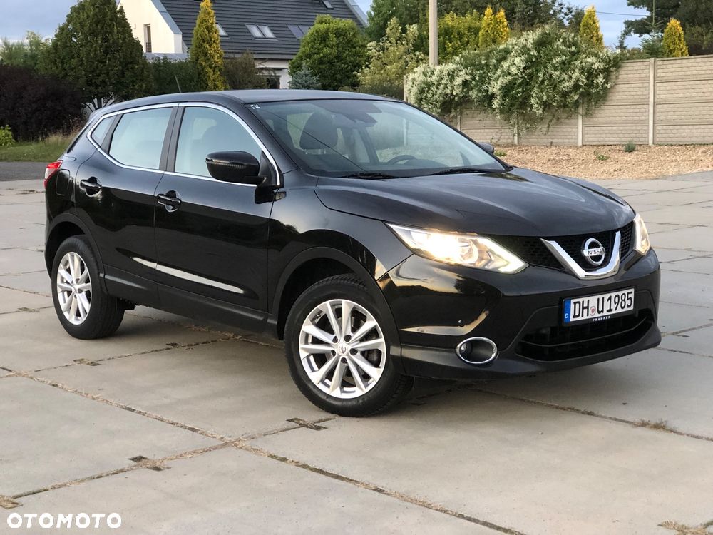 Nissan Qashqai 1.5 dCi N-Connecta - 2