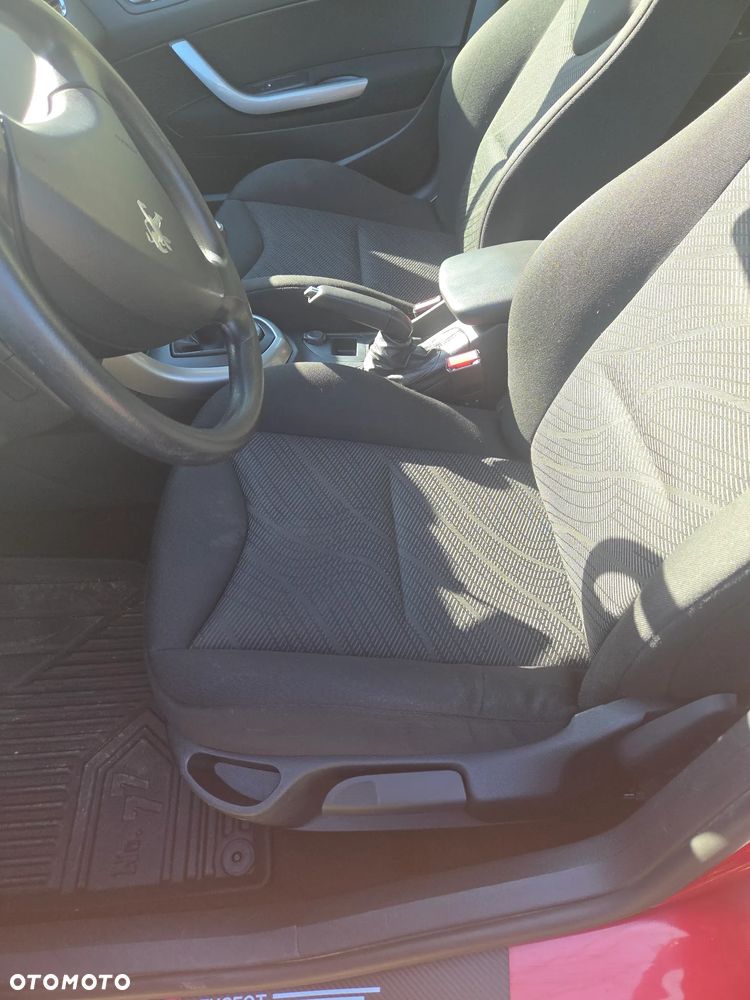 Peugeot 308 1.6 HDi Access - 10