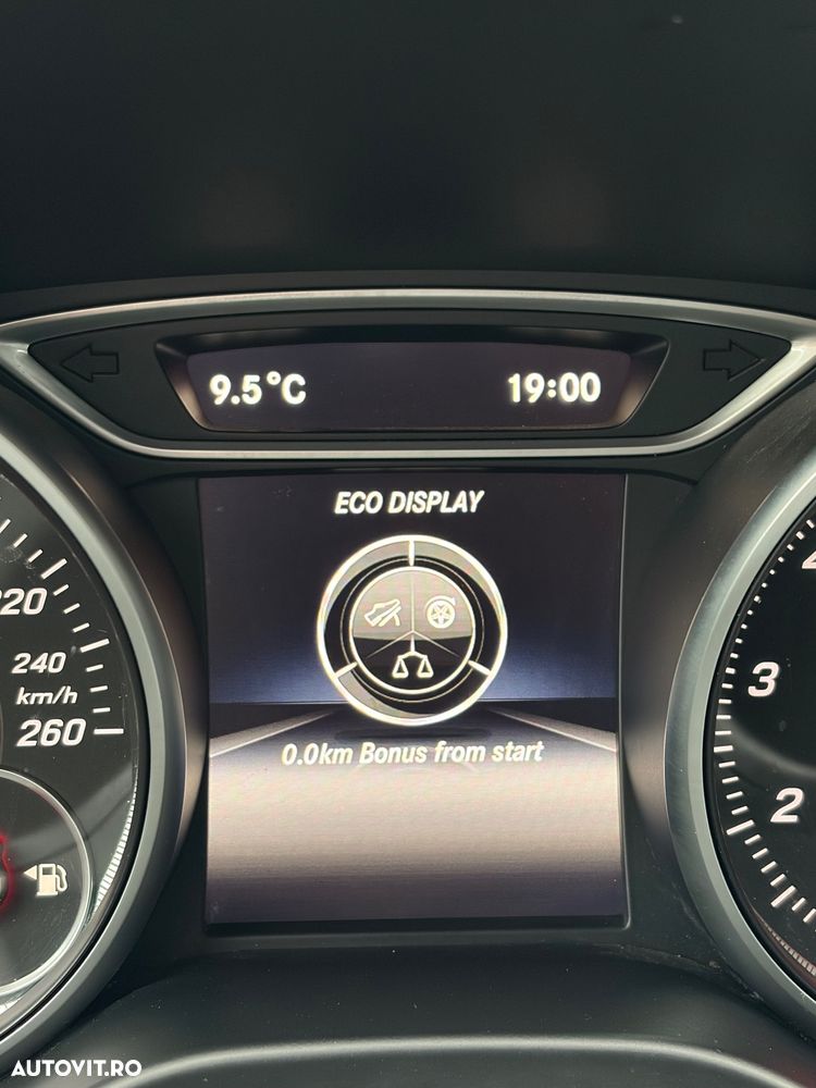 Mercedes-Benz A 180 Standard - 11