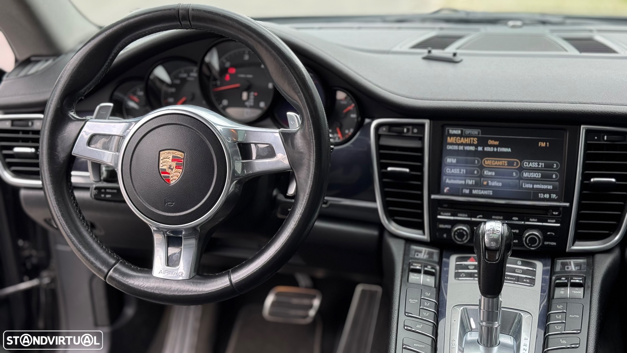Porsche Panamera Platinum Edition - 8