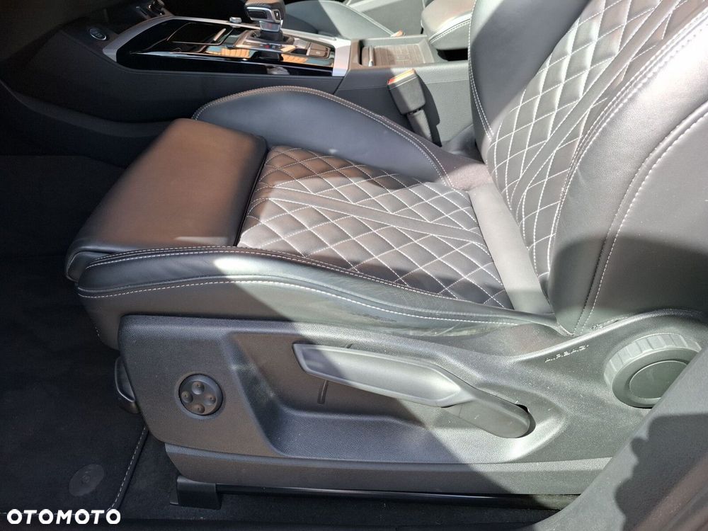 Audi Q5 Sportback - 27