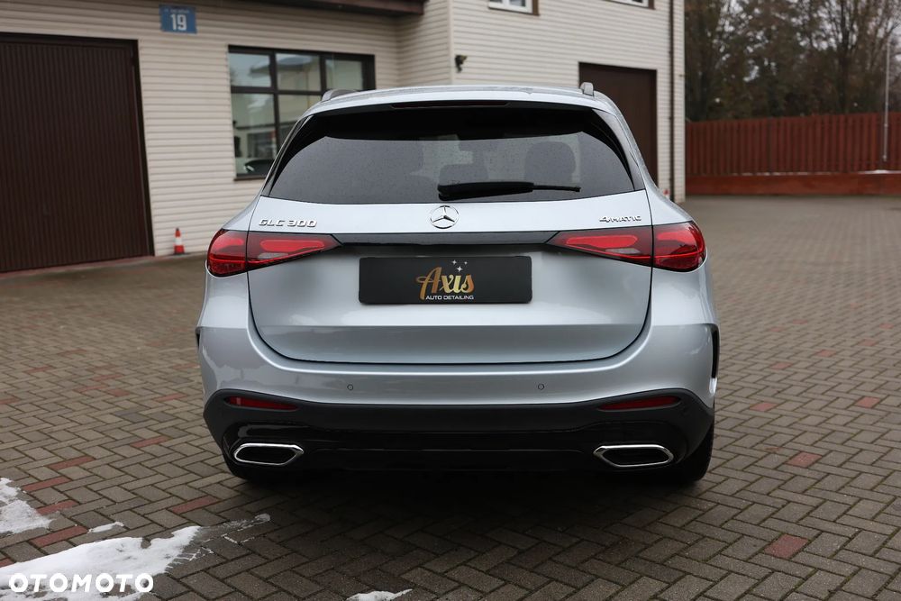 Mercedes-Benz GLC 300 mHEV 4-Matic AMG Line - 16