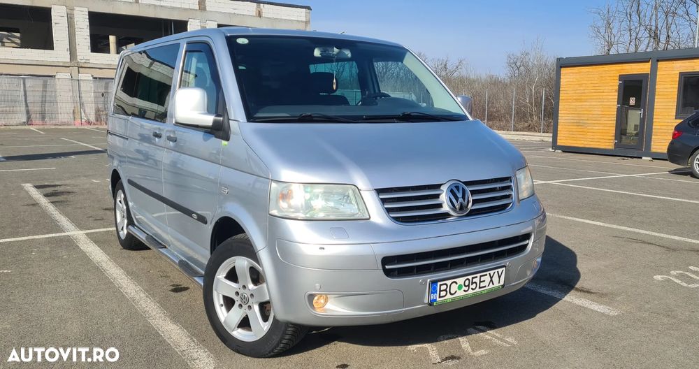 Volkswagen Transporter Caravelle Scurt (5 loc) - 1