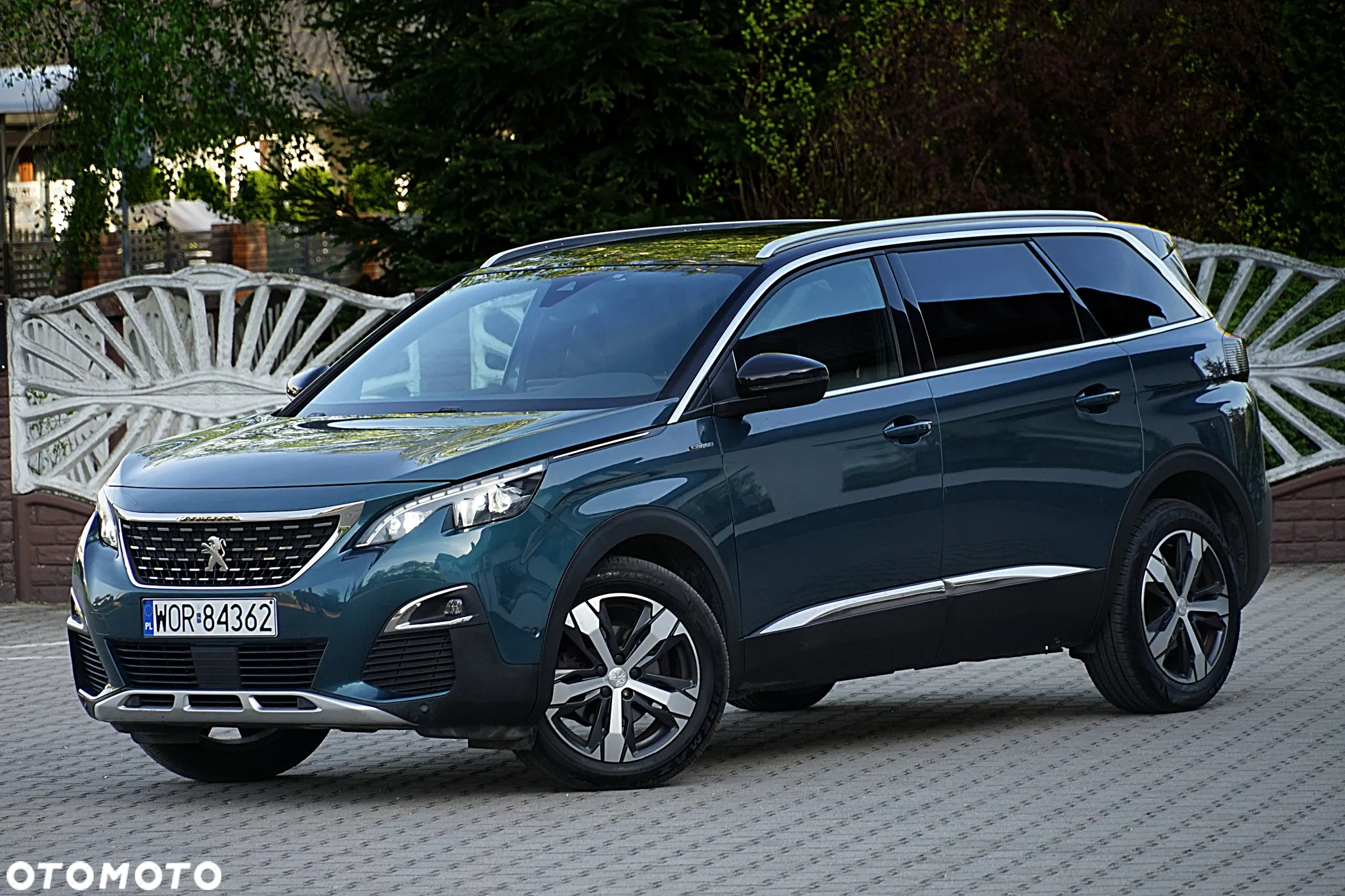 Peugeot 5008 - 5