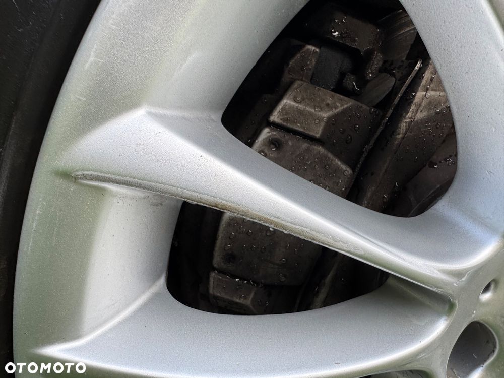 BMW Seria 7 750Li Edition Exclusive - 8