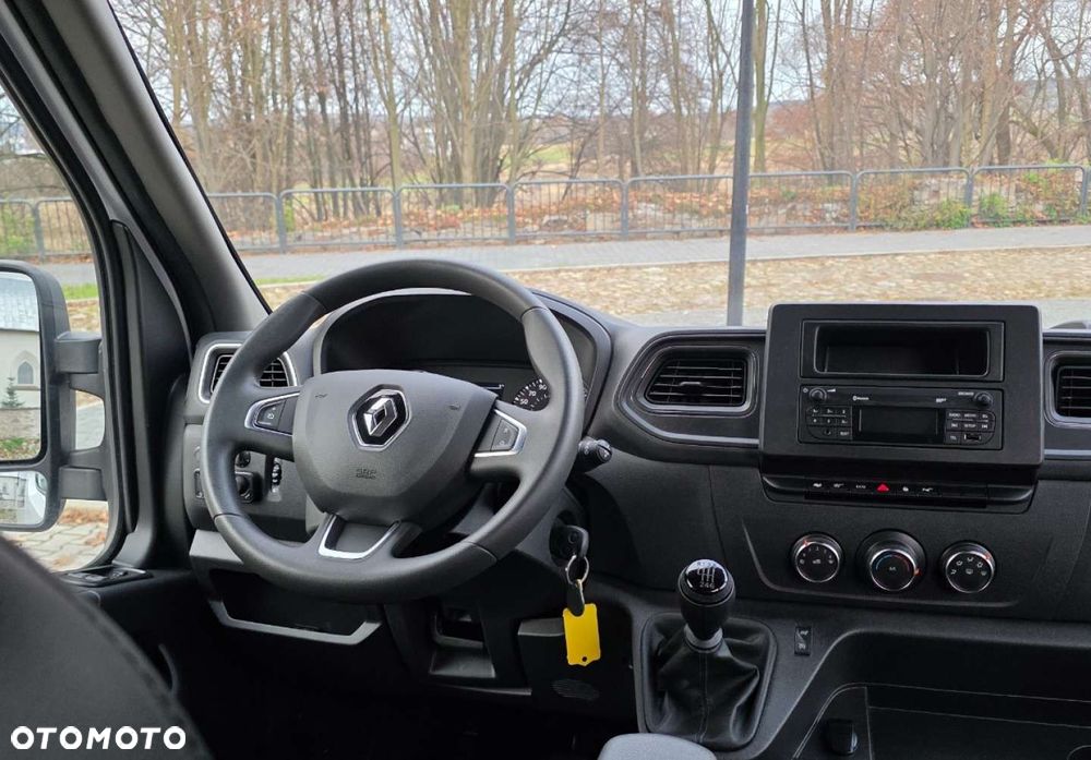 Renault Master - 25