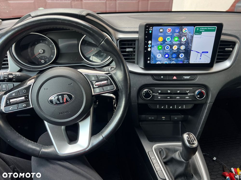 Kia Ceed 1.5 T-GDI Business Line - 14