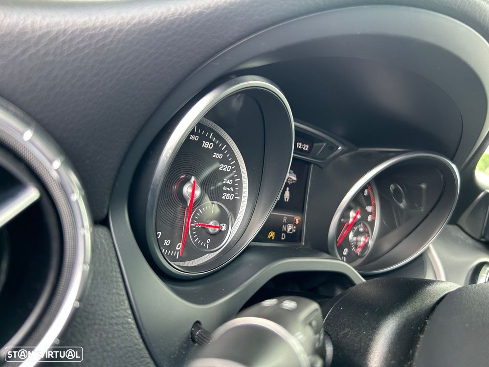 Mercedes-Benz CLA 200 - 25